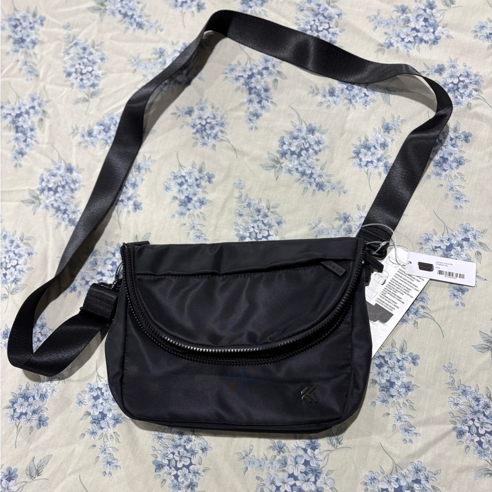 Kyodan Black Crossbody Bag